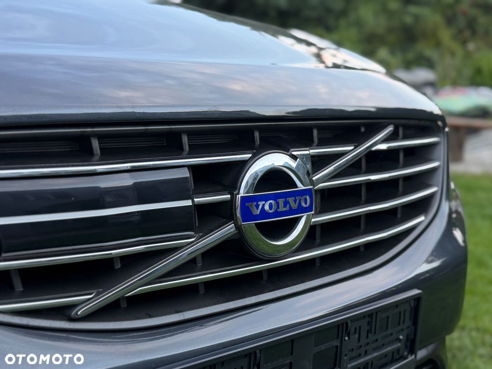 Volvo XC 60 D4 Drive-E Momentum - 8