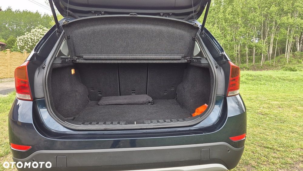 BMW X1 sDrive18d xLine - 8
