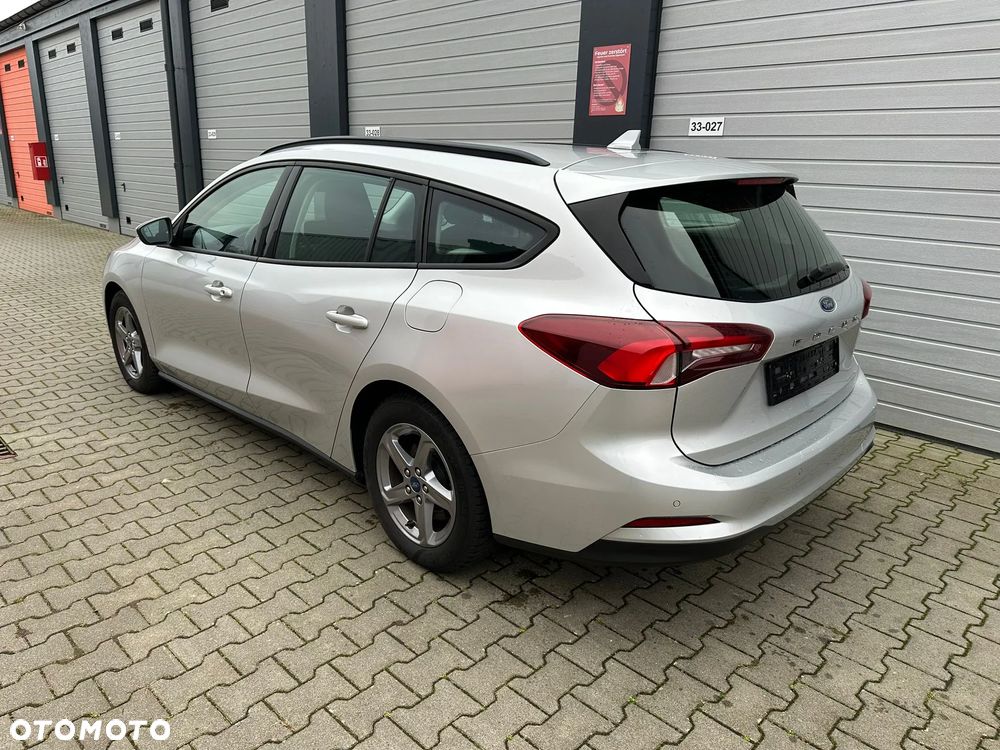 Ford Focus - 5