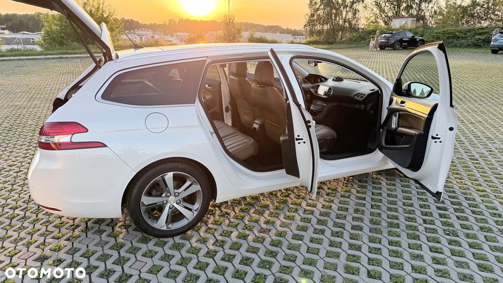 Peugeot 308 BlueHDi 120 Stop & Start Niveau 2 Business-Line - 41
