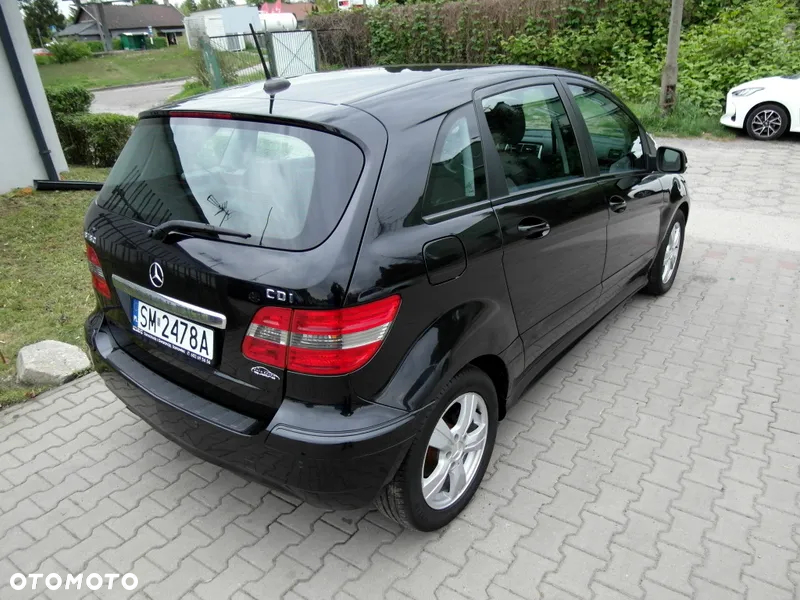 Mercedes-Benz Klasa B 180 CDI DPF Special Edition - 13