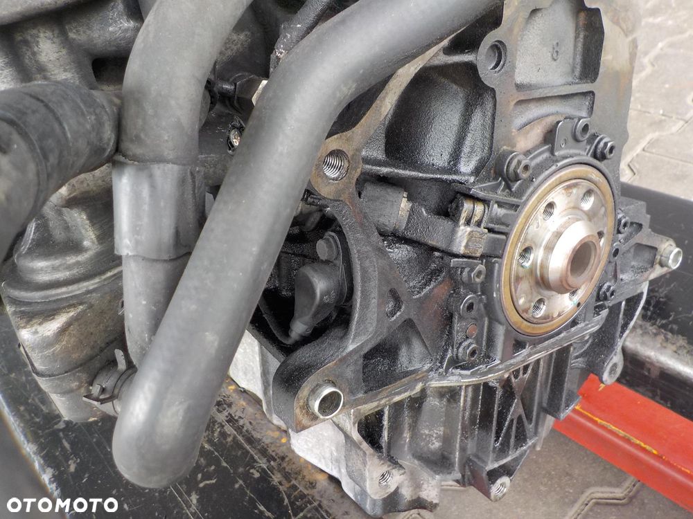 VW T5 1.9 TDI SILNIK BRR BRS  WTRYSKI TURBO KOLEKTORY SPRAWNY - 4