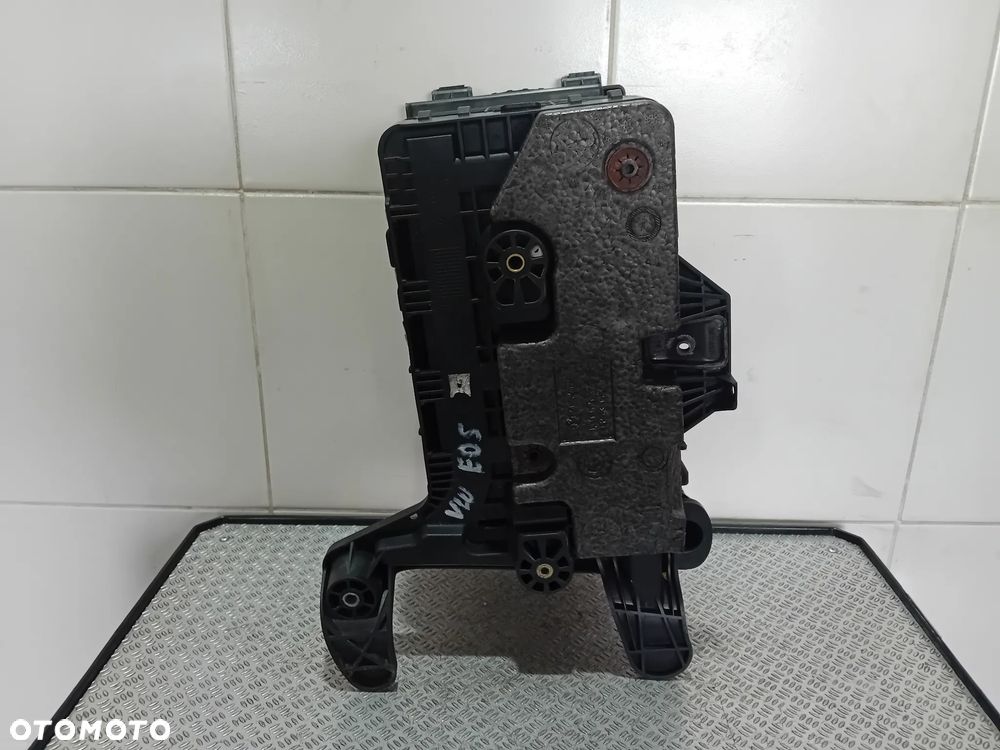 obudowa akumulatora VW Eos 2007 1K0915333D - 4