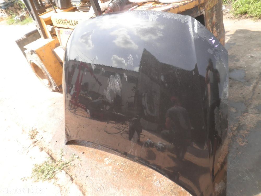 Capota motor VW Passat B6 - 2