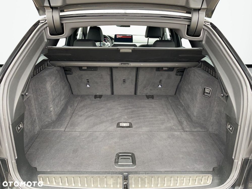 BMW Seria 5 520d xDrive mHEV M Sport sport - 17