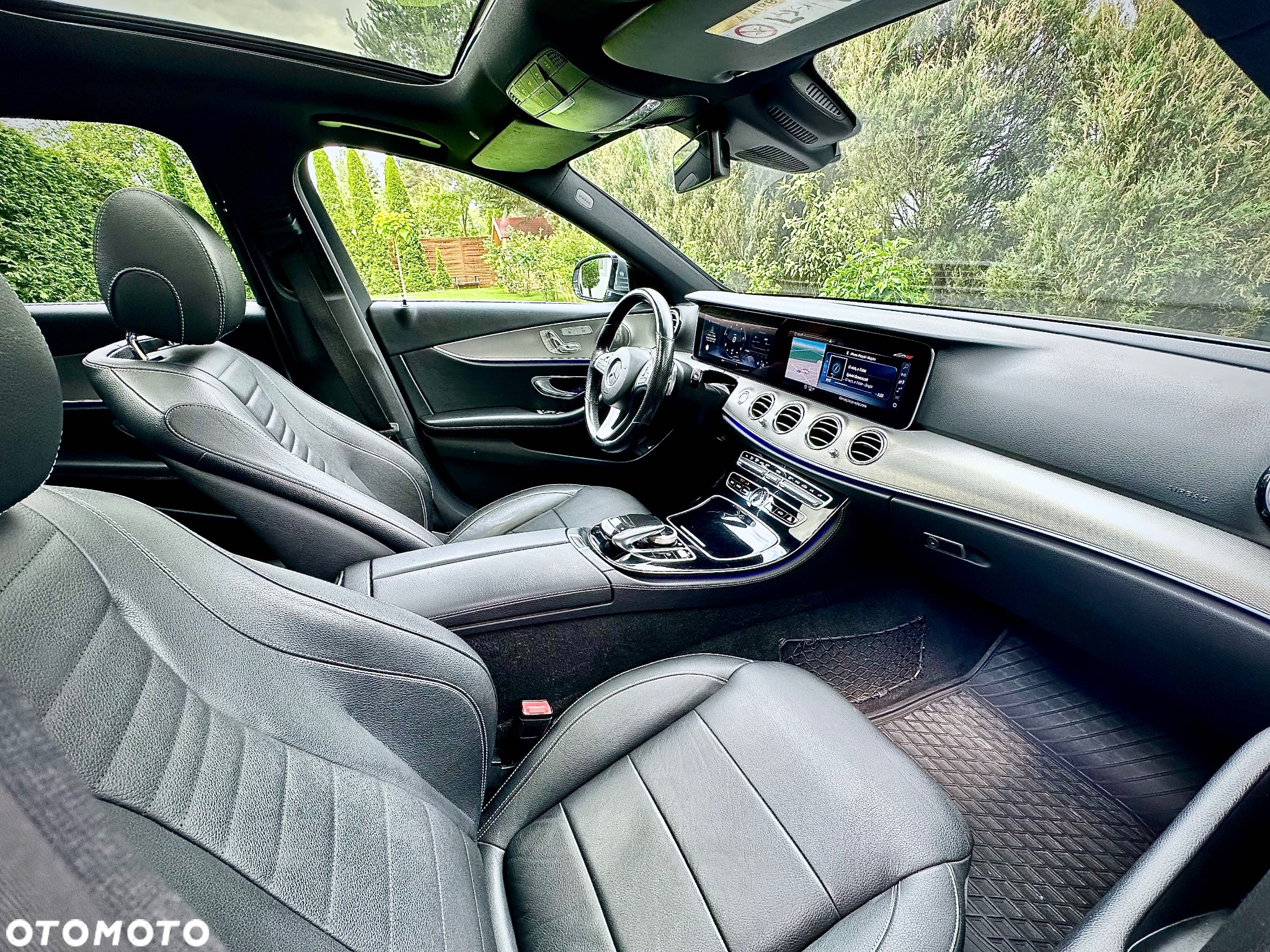 Mercedes-Benz Klasa E 350 d 9G-TRONIC - 21