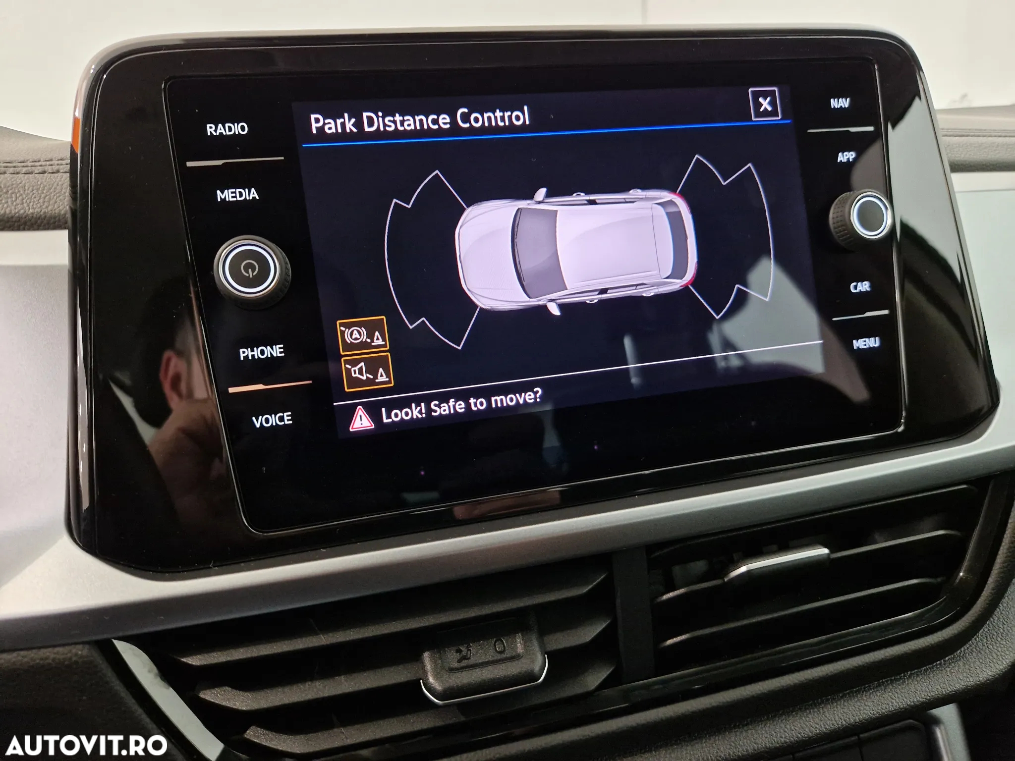 Volkswagen T-ROC 1.0 TSI Life - 23