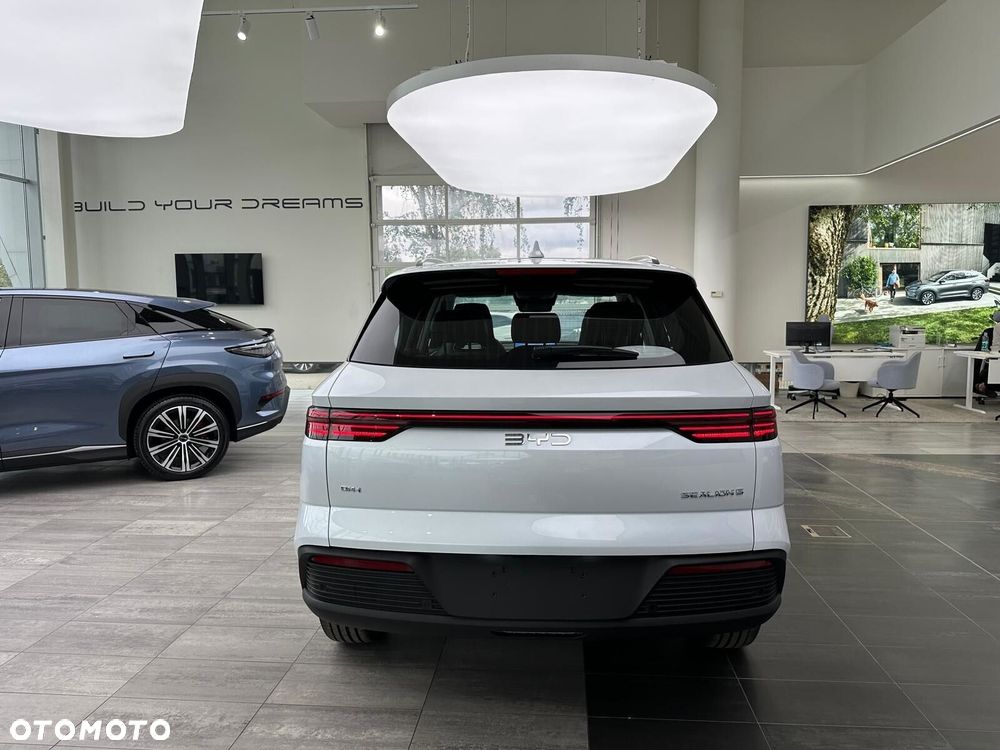 BYD Sealion 5 - 19