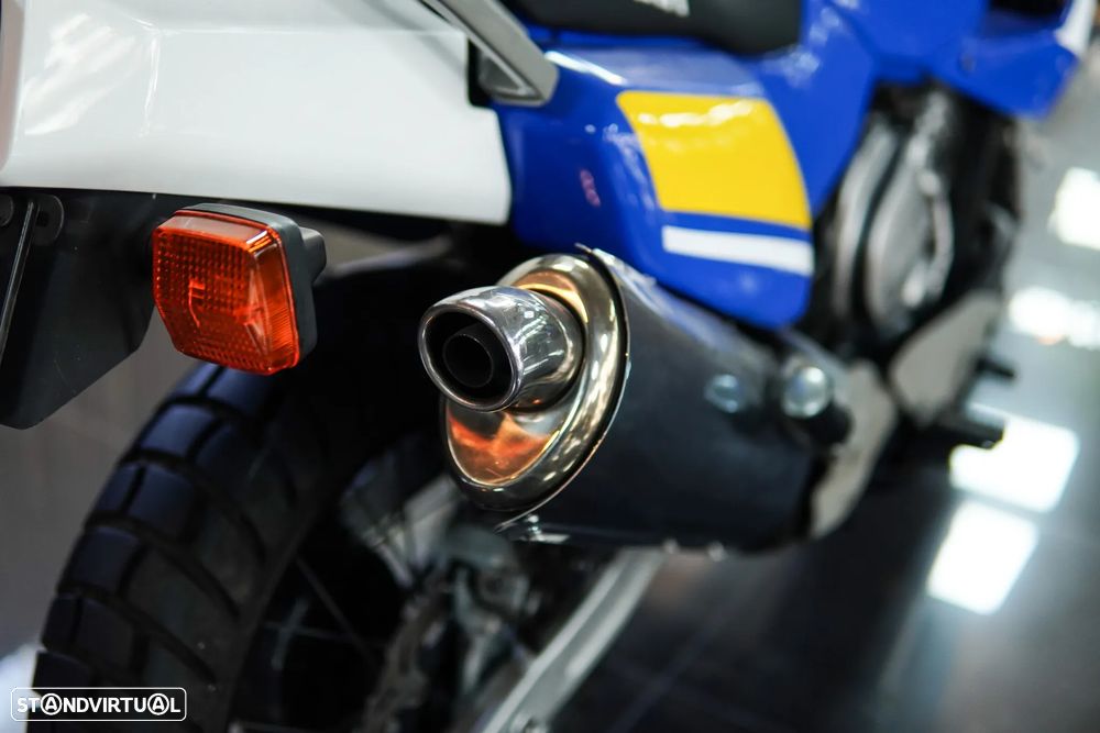 Yamaha XT750Z Super Tenere - 41