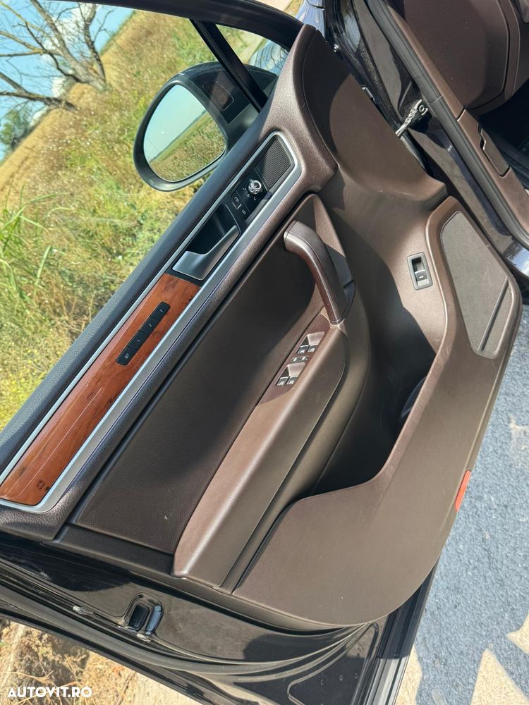 Volkswagen Touareg - 11