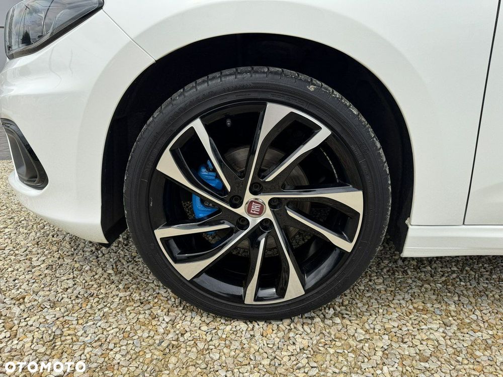 Fiat Tipo - 25