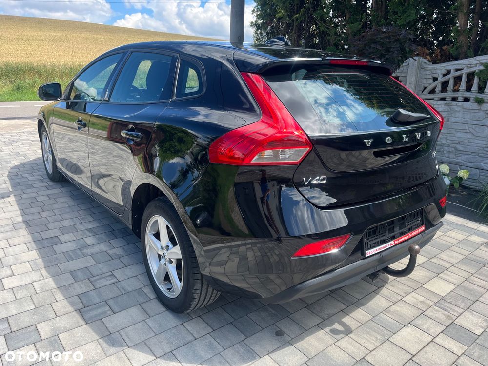 Volvo V40 T2 Drive-E Base - 26