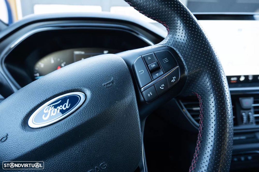 Ford Focus SW 1.5 TDCi EcoBlue ST-Line - 22