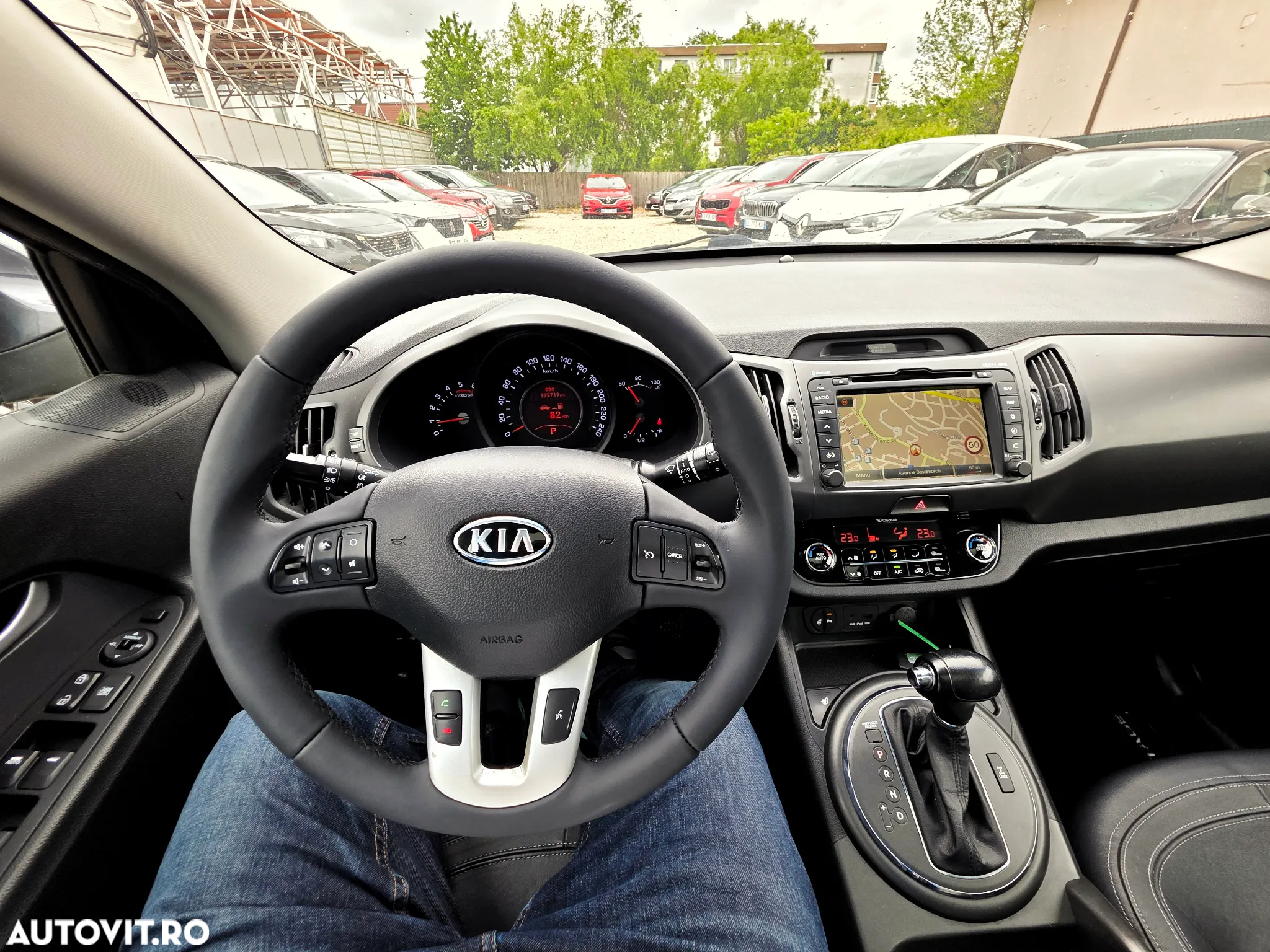 Kia Sportage 2,0 CRDI AWD Aut. Platinum - 27