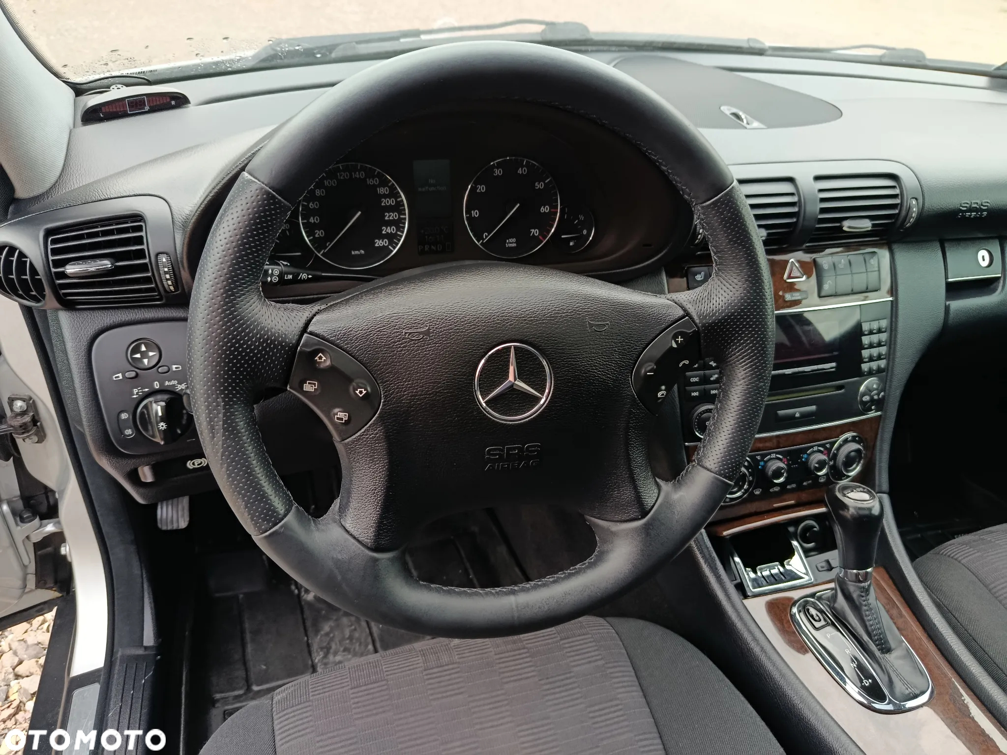 Mercedes-Benz Klasa C 180 T Kompressor Automatik Elegance Sport Edition + - 9