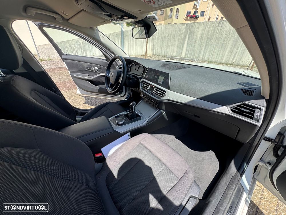 BMW 318 d Corporate Edition - 14