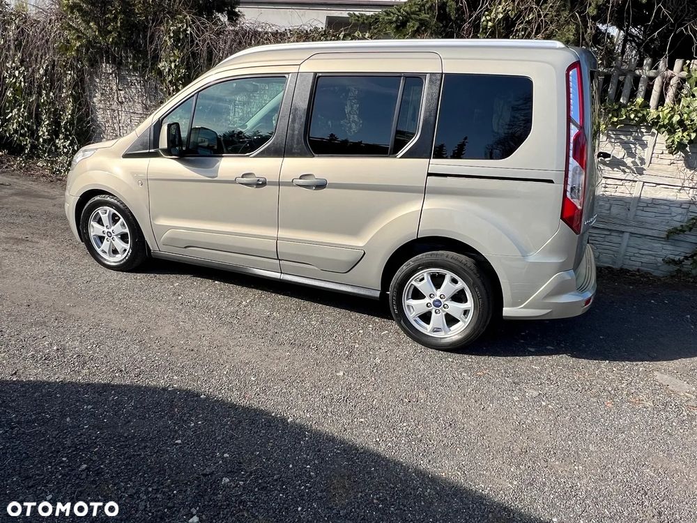 Ford Tourneo Connect - 4