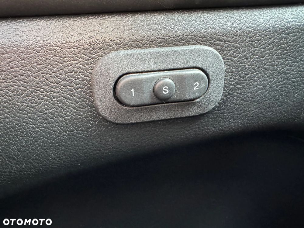 Jeep Grand Cherokee 3.0 CRD Overland - 33