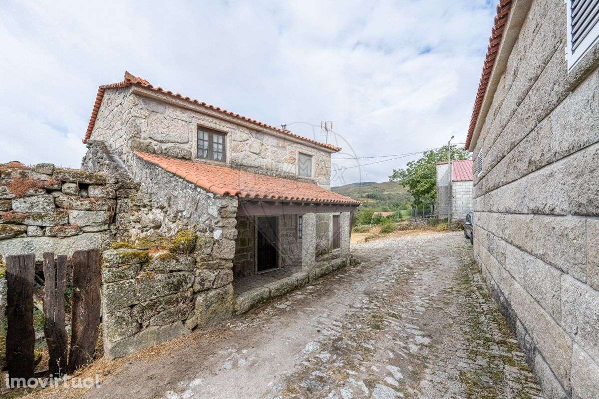 Moradia T3 para venda - Grande imagem: 2/25