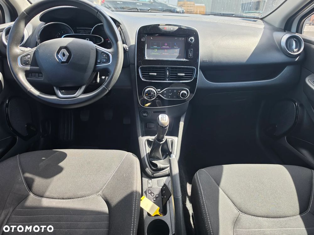 Renault Clio 1.2 16V Limited - 13