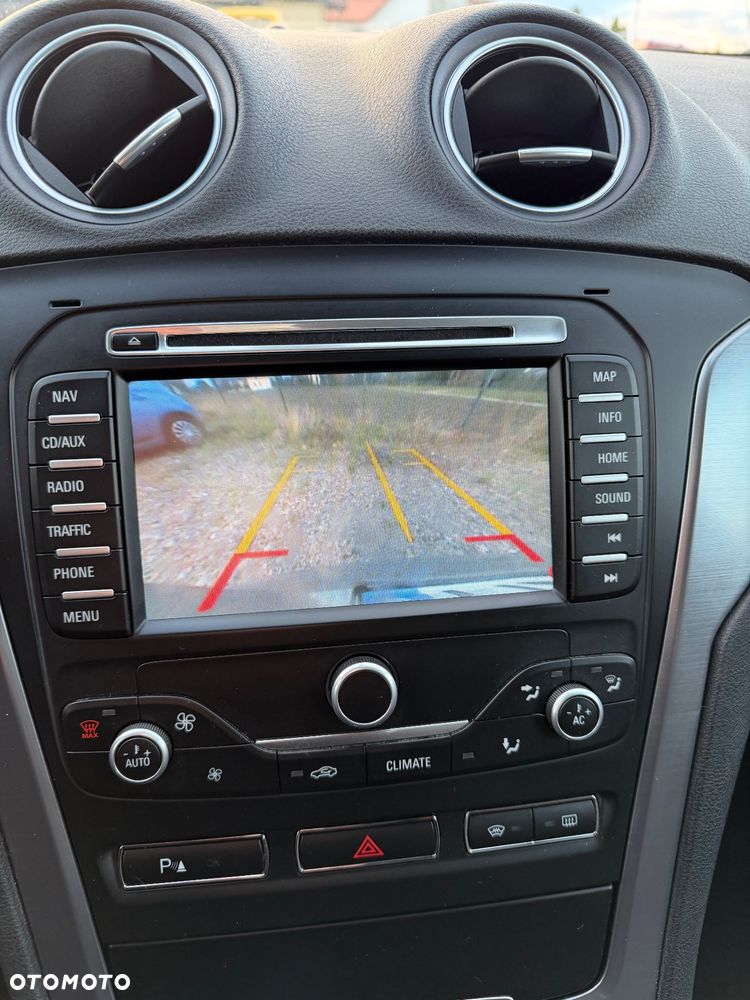 Ford Mondeo 2.0 TDCi Titanium - 36