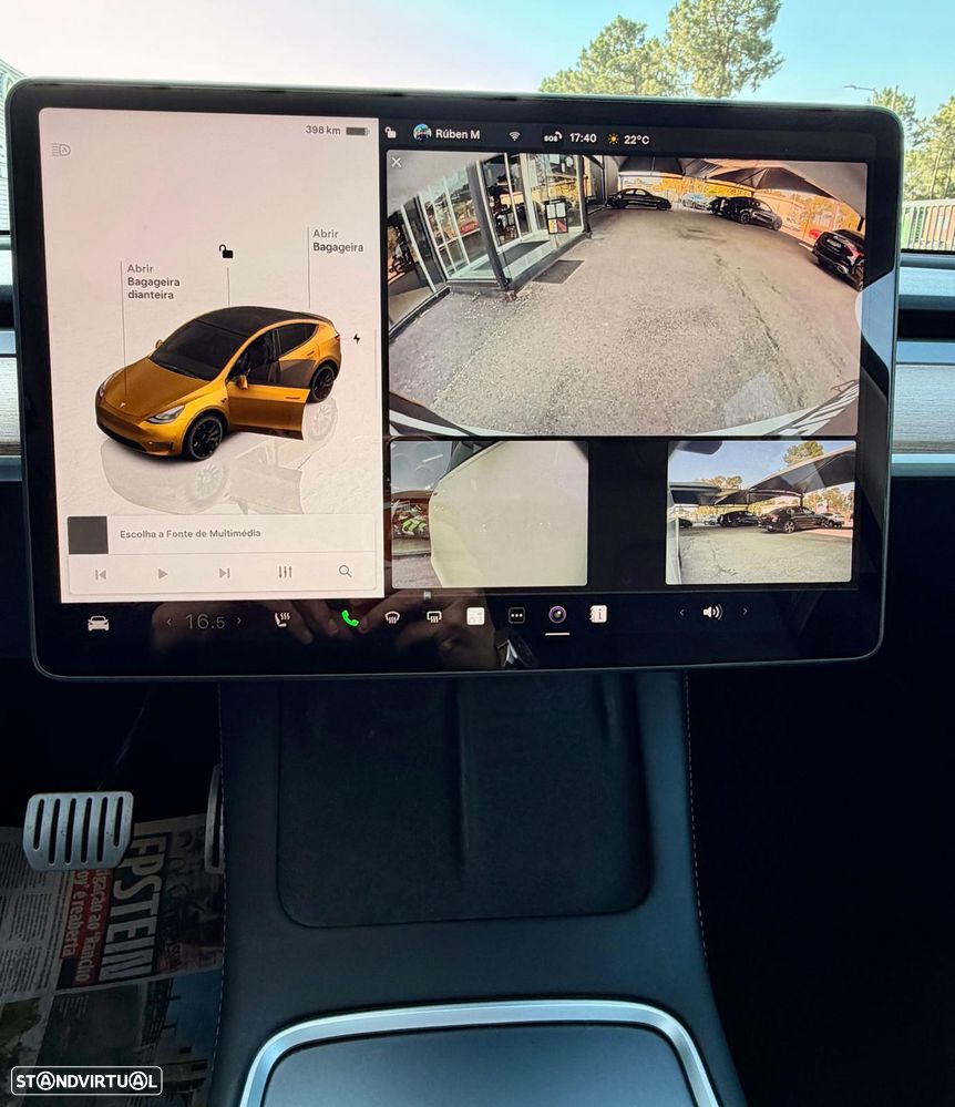Tesla Model Y Performance Dual Motor AWD - 14