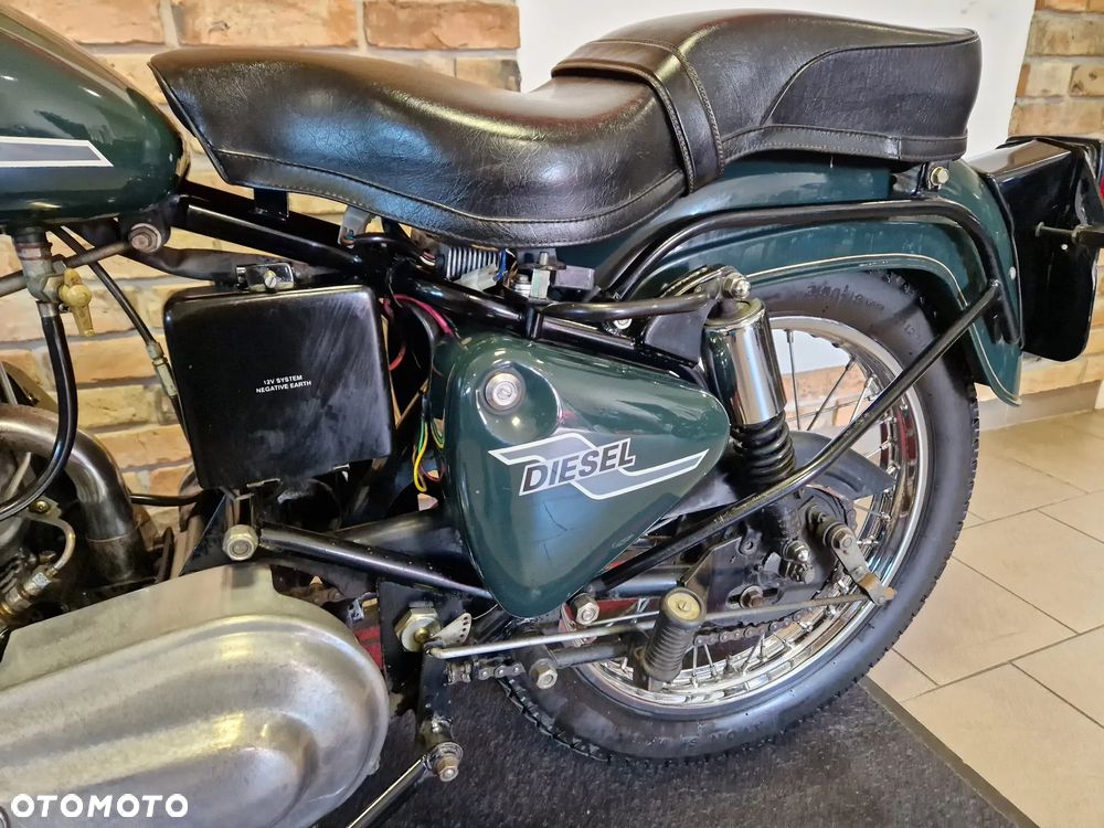 Royal Enfield Bullet - 21