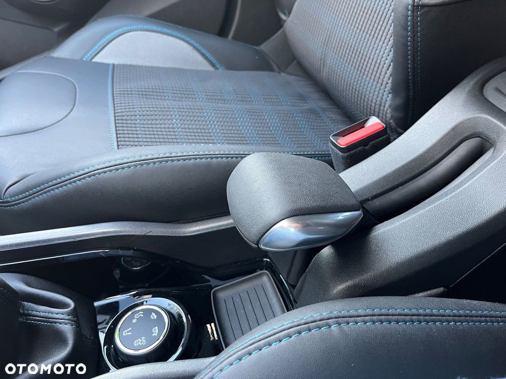 Peugeot 2008 PureTech 110 Stop&Start Urban Move - 24