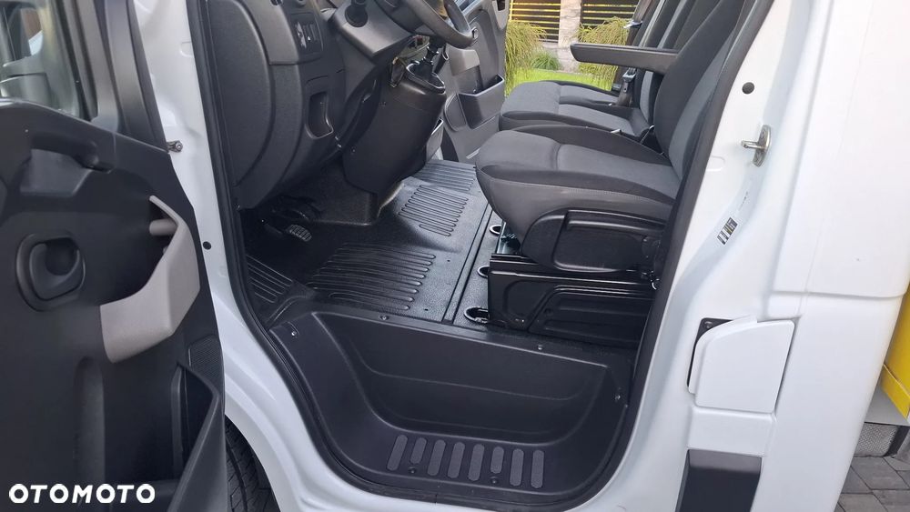 Renault Master - 11
