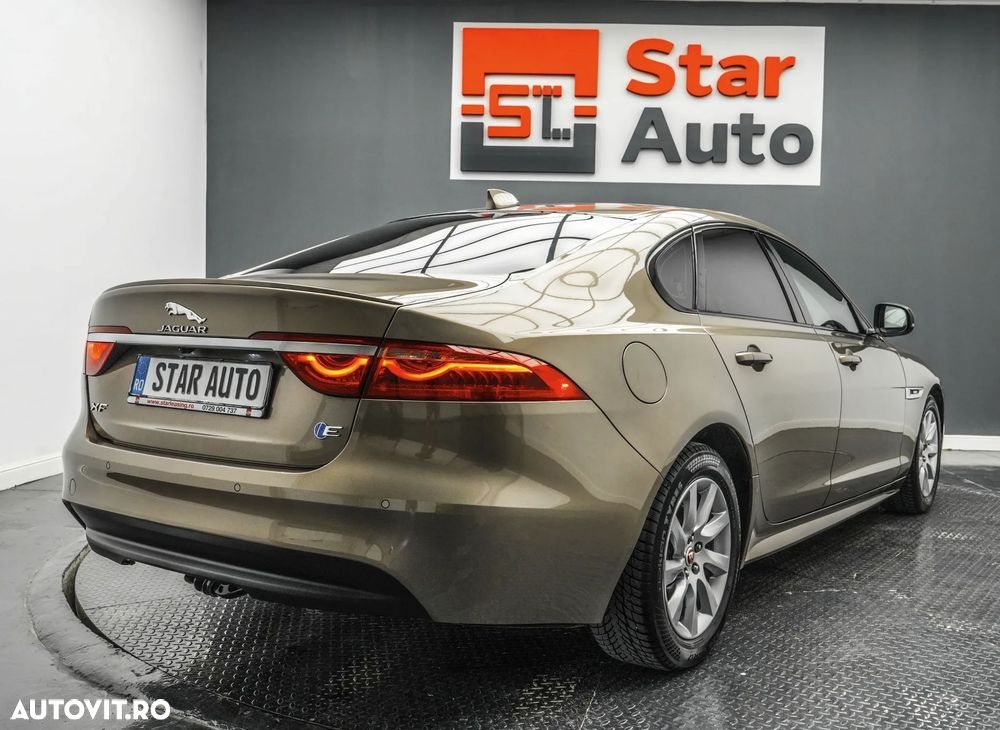 Jaguar XF 20d RWD E-Performance R-Sport - 7