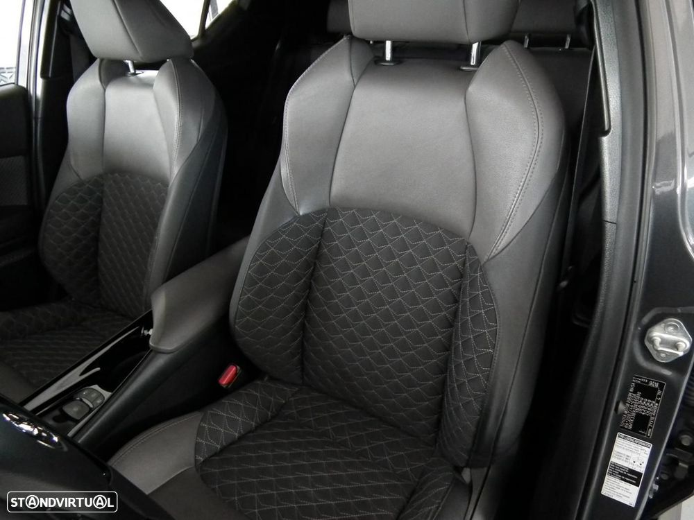 Toyota C-HR 1.8 Hybrid Exclusive - 14