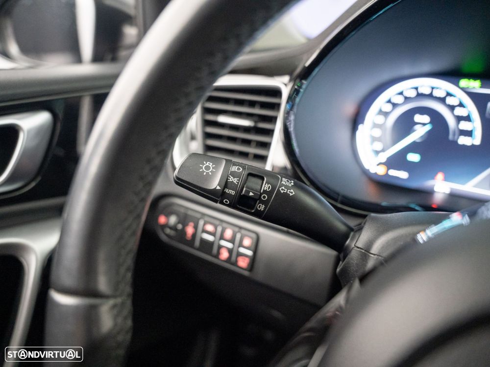 Kia XCeed 1.6 GDi PHEV Tech - 21