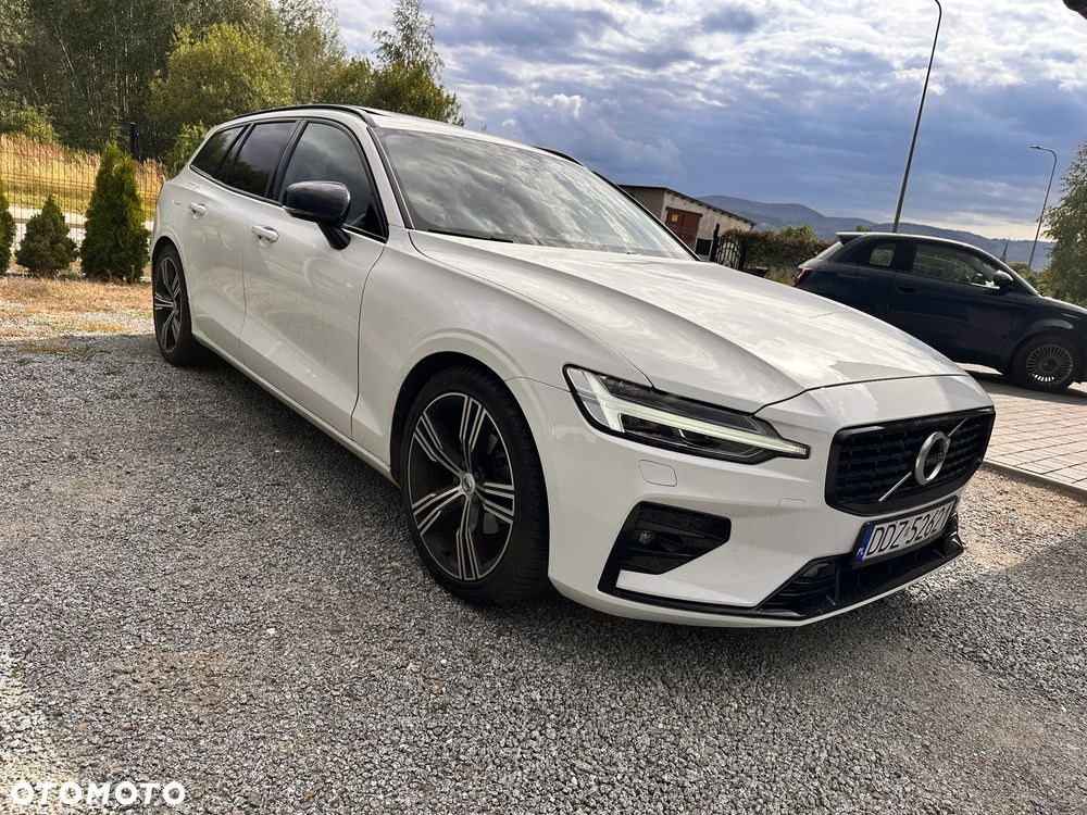 Volvo V60 B4 D R-Design - 8