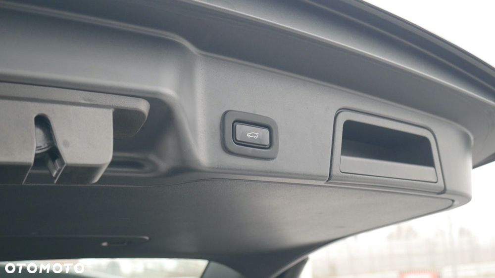 Land Rover Range Rover Evoque - 31