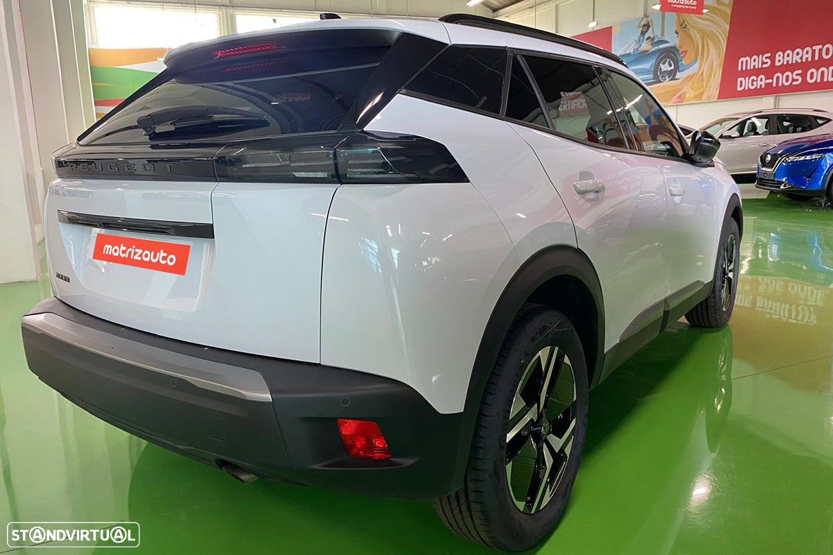 Peugeot 2008 1.2 PureTech Allure - 4