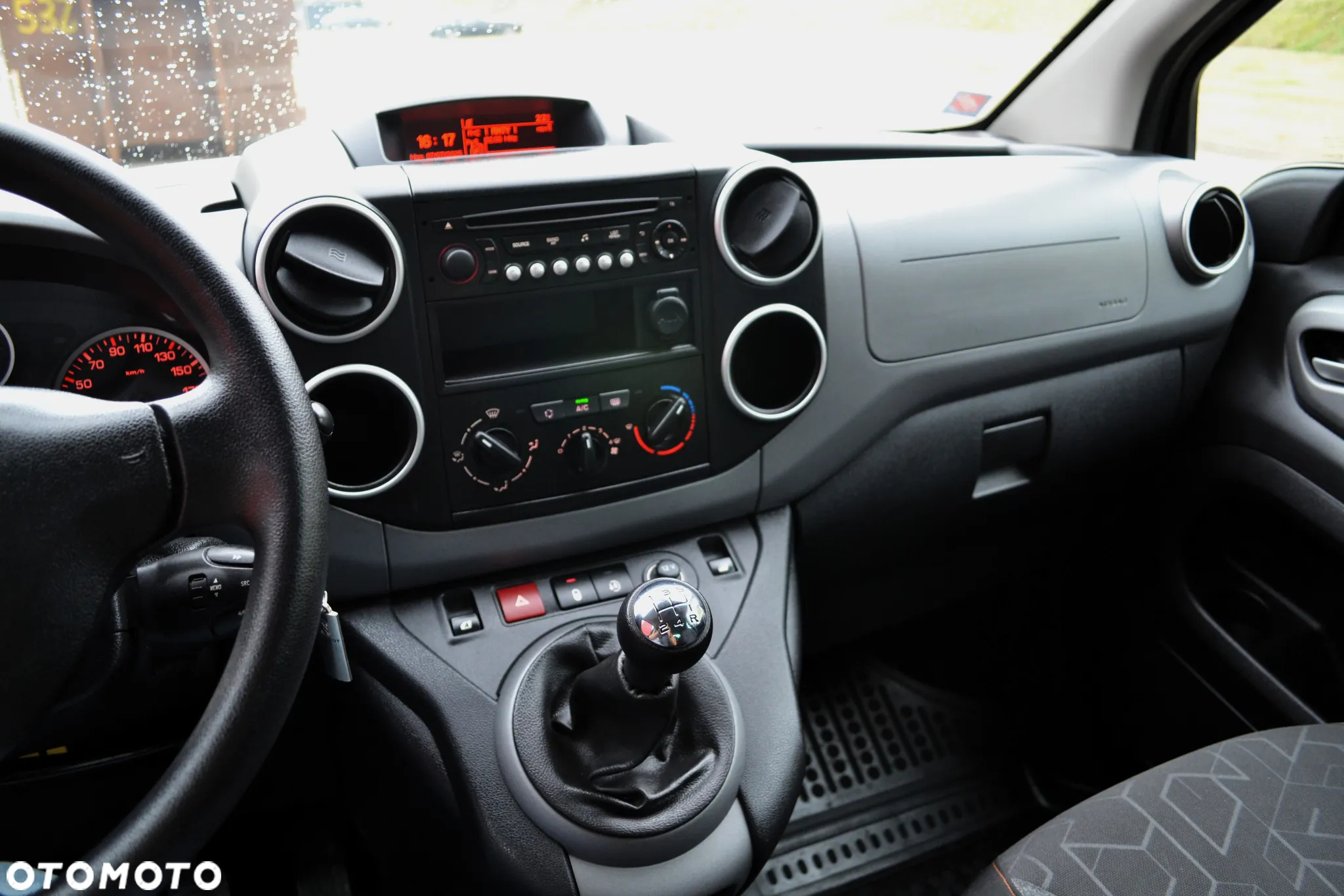 Peugeot Partner 1.6 BlueHDi Outdoor - 9