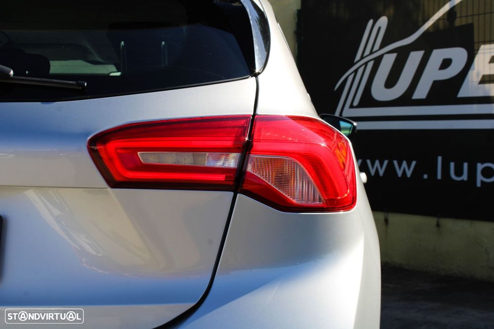 Ford Focus 1.5 TDCi EcoBlue Titanium - 19