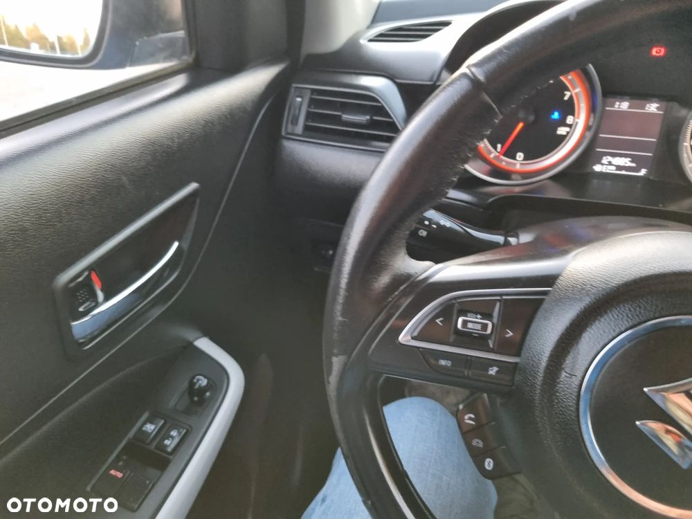 Suzuki Swift 1.2 Dualjet - 12