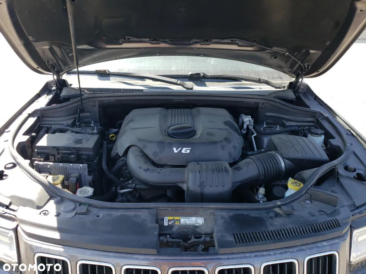 Jeep Grand Cherokee - 11