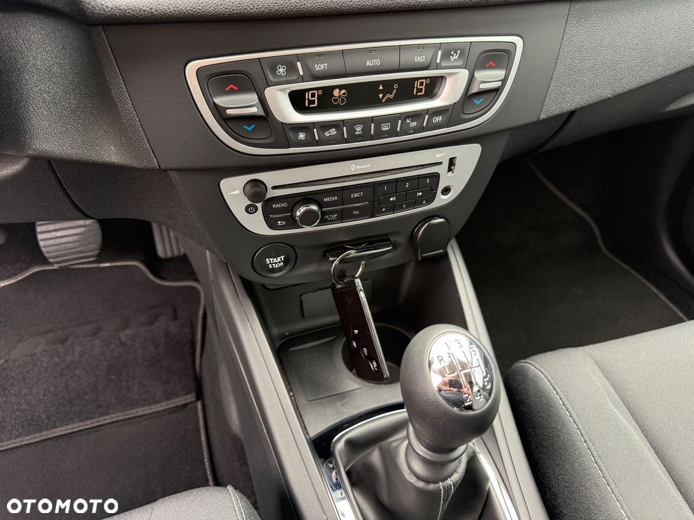 Renault Megane 1.6 16V 110 LIMITED - 20