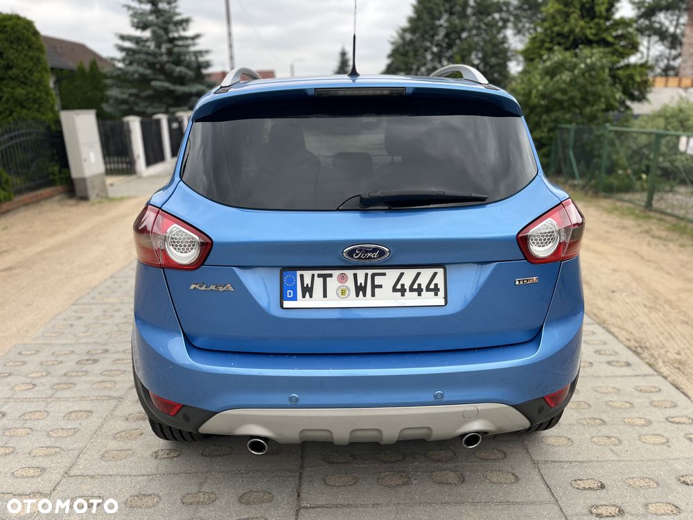 Ford Kuga 2.0 TDCi 4x4 Titanium - 29
