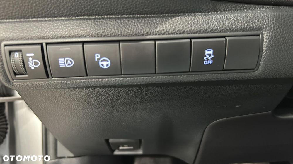 Toyota Corolla 1.8 Hybrid Comfort - 27