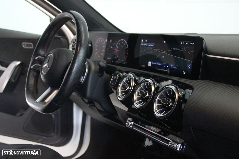 Mercedes-Benz A 200 AMG Line Aut. - 12