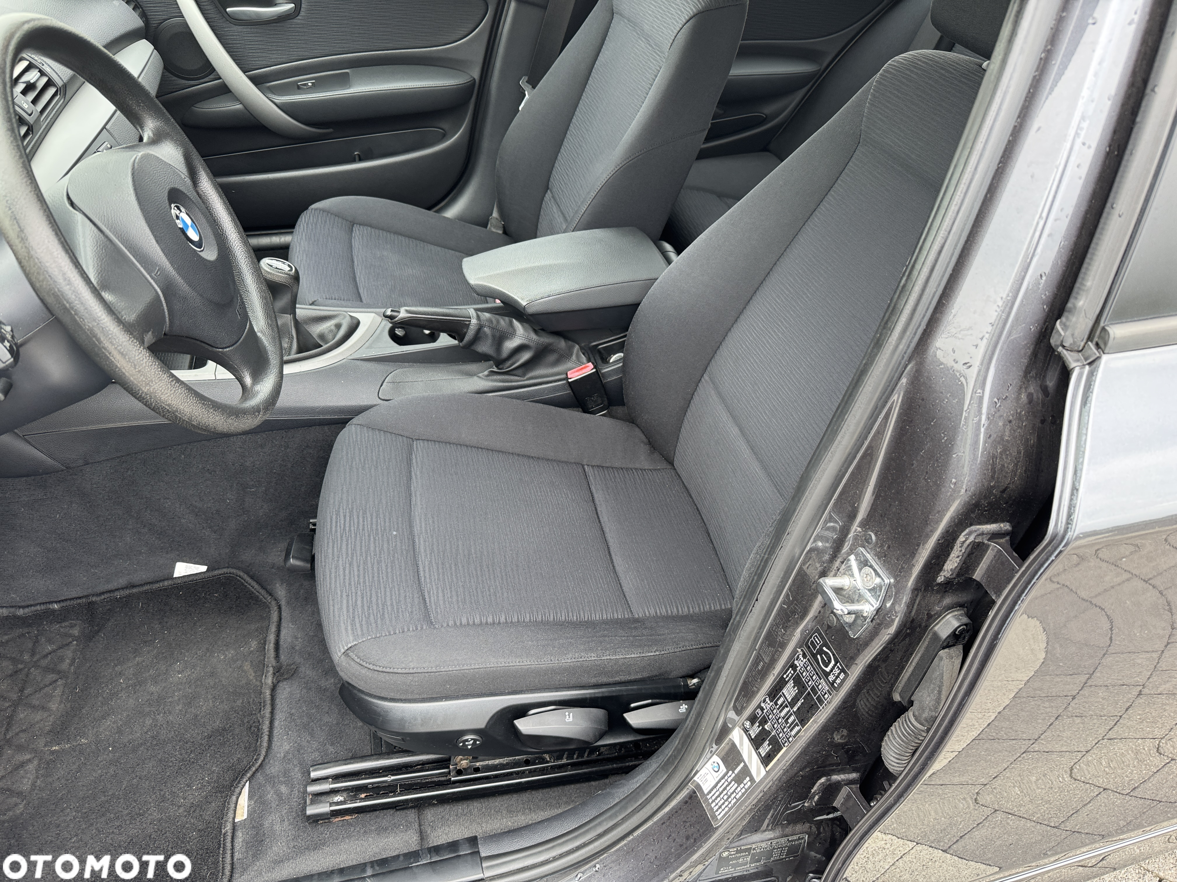 BMW Seria 1 118d - 19