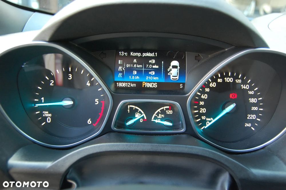 Ford Kuga 2.0 TDCi 4x4 ST-Line - 16