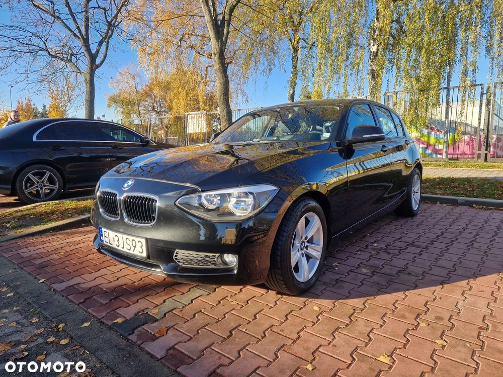 BMW Seria 1 118d Sport Line - 2
