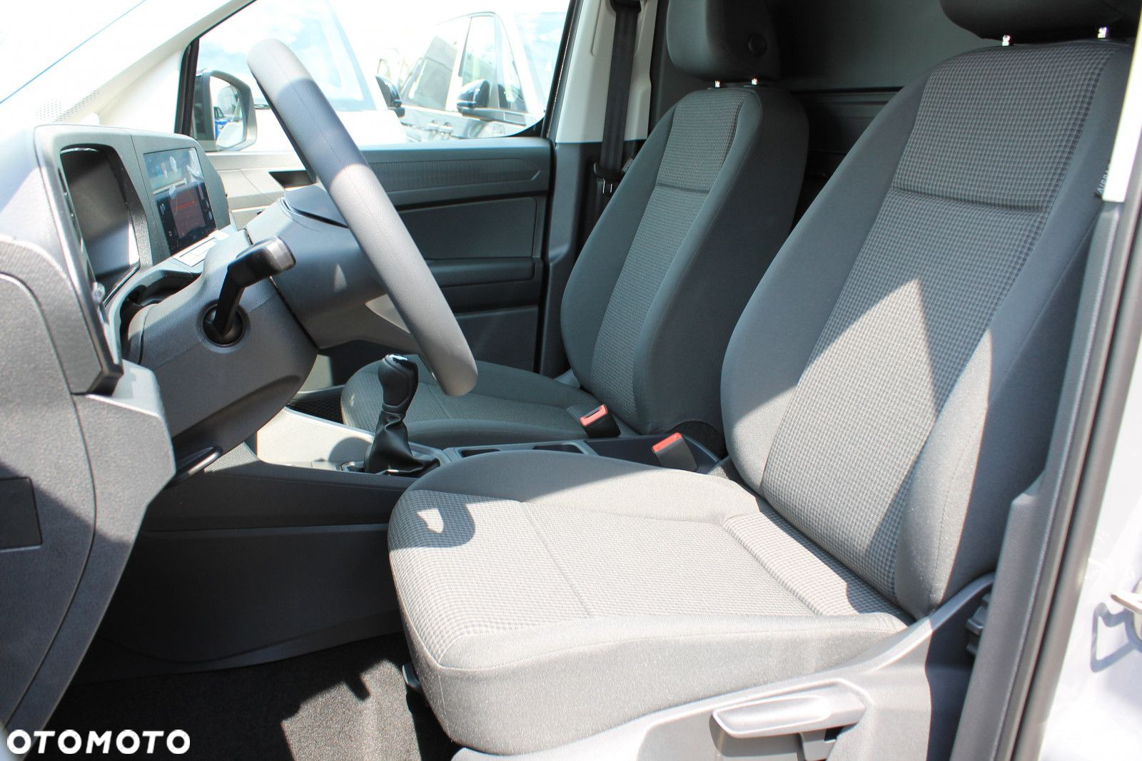 Volkswagen Caddy Cargo 2.0 TDI Manual - 10