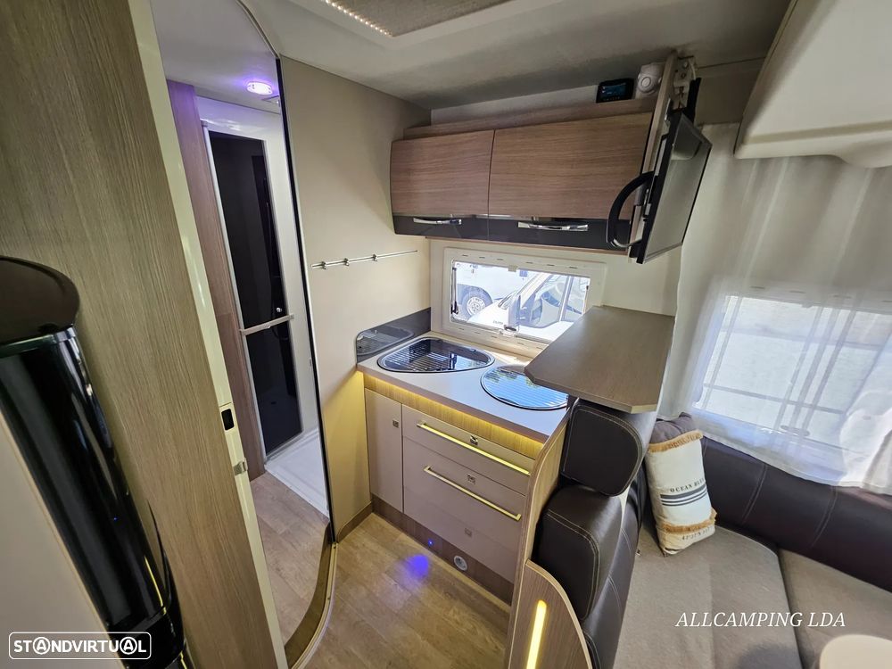 Chausson Flash Salão "Maxi Lounge+Cama de Casal Elétrica - 21