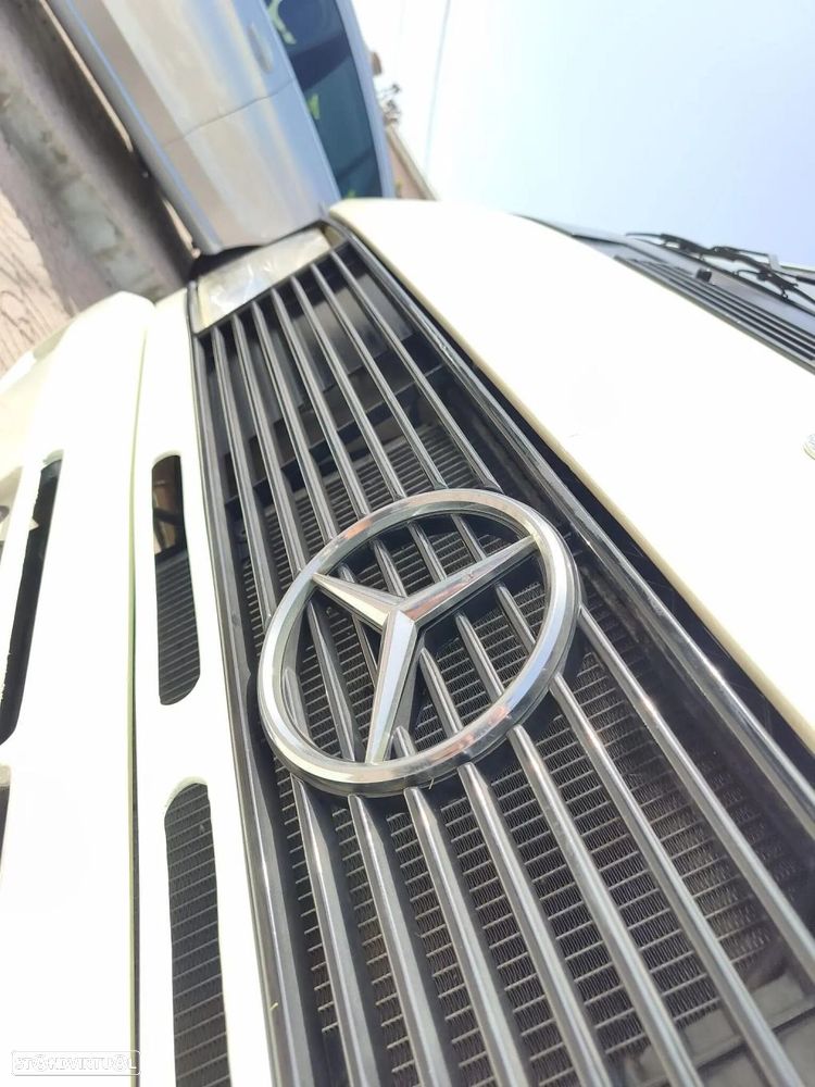 Mercedes-Benz MB180 - 11