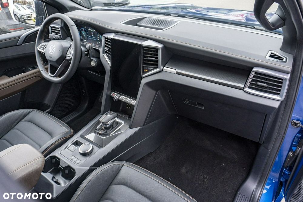 Volkswagen Amarok - 24